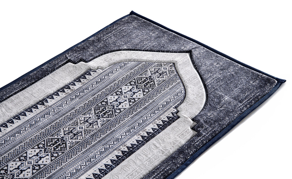 Arabian Arch Premium Prayer Mat